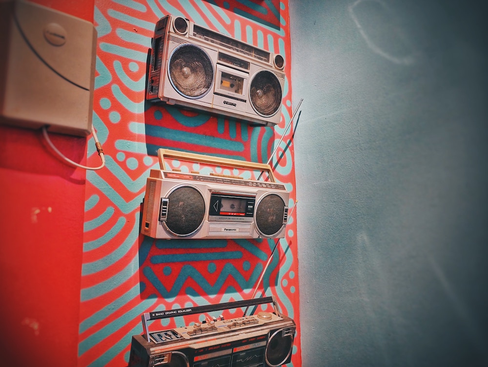 La cuña de radio: del concepto a la emisión